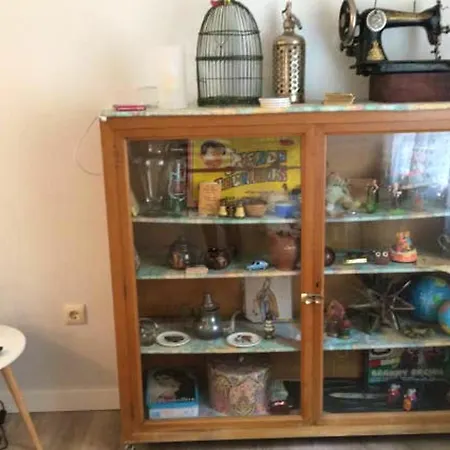 With 2 Bedrooms In Apart Bajo Izquierdo , With Wifi